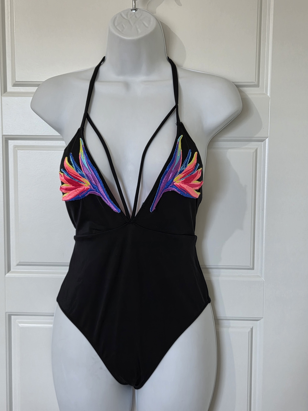 Ladies Victoria's Secret PINK Strappy Plunge One-piece Swimsuit NWOT